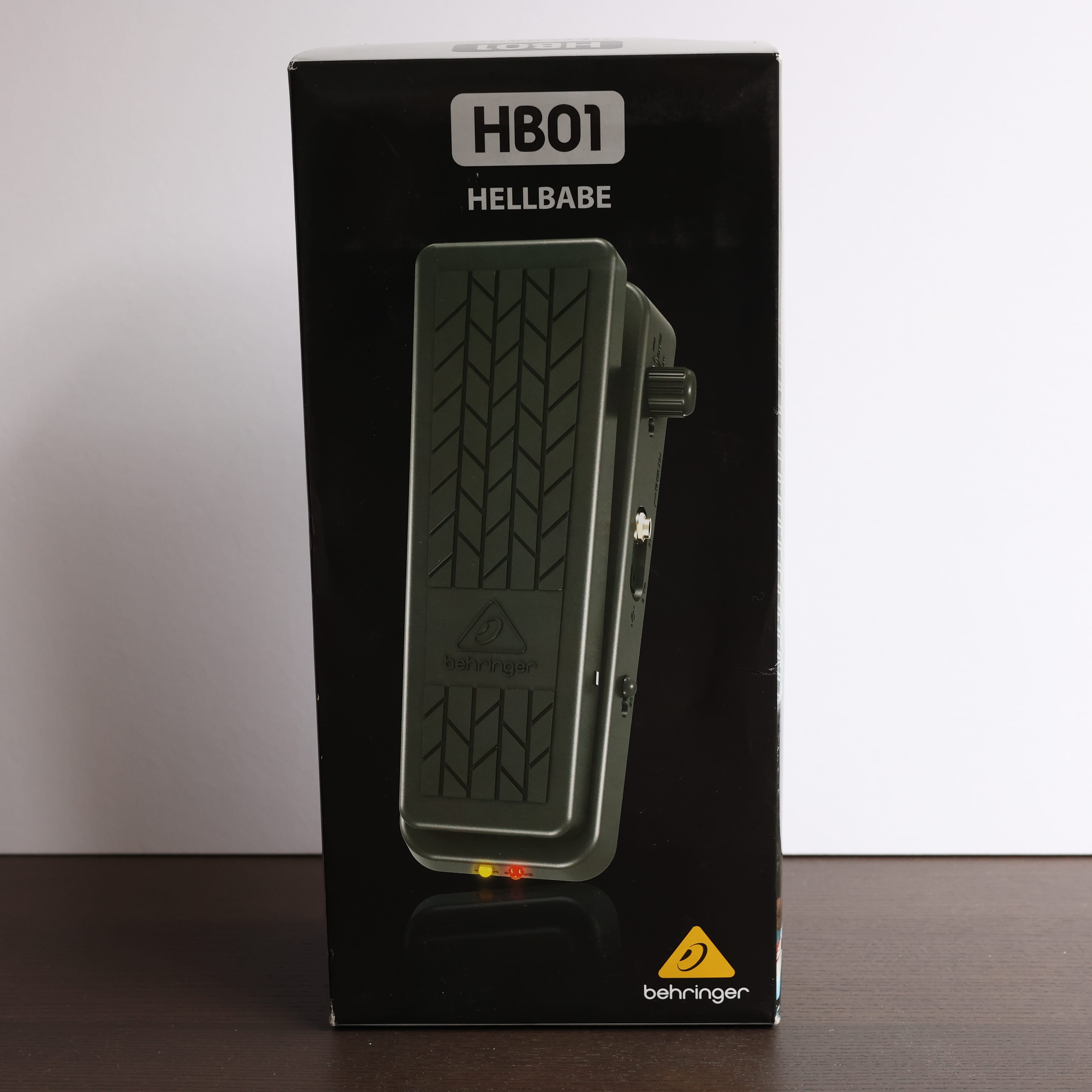 behringer hellbabe wah pedal Behringer HELL-BABE HB01 Wah-Wah Pedal – Shopperholic Factory Outlet
