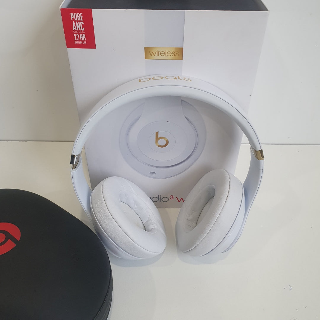 Beats by Dr. Dre - Beats Studio³ Wireless Noise Cancelling Headphones - White MQ572LL/A